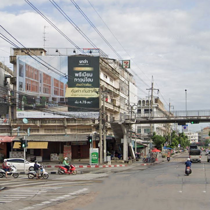 กรุงเทพฯ - บางบอน สามแยกตัดซอยมนธาตุราชศรีพิจิตร